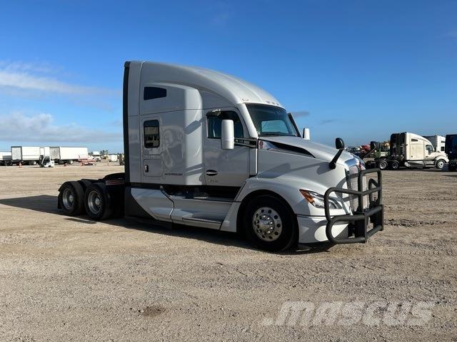 Kenworth T680 Truck Tractor Units