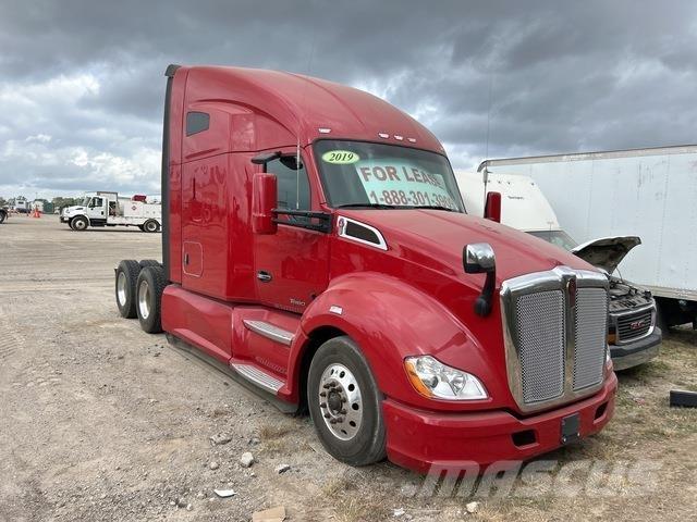 Kenworth T680 Truck Tractor Units