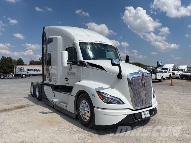 Kenworth T680 Truck Tractor Units