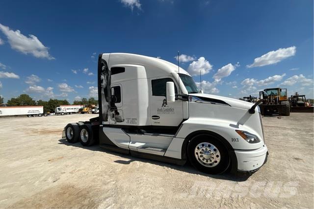 Kenworth T680 Truck Tractor Units