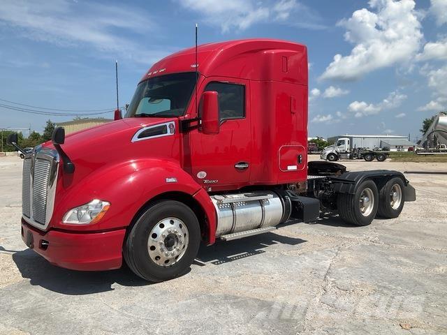 Kenworth T680 Truck Tractor Units