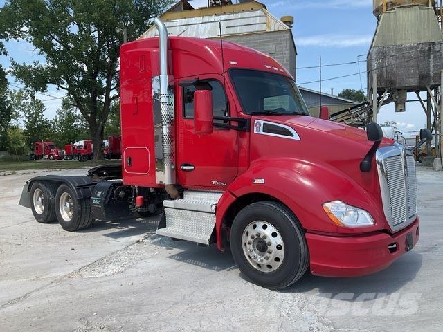 Kenworth T680 Truck Tractor Units