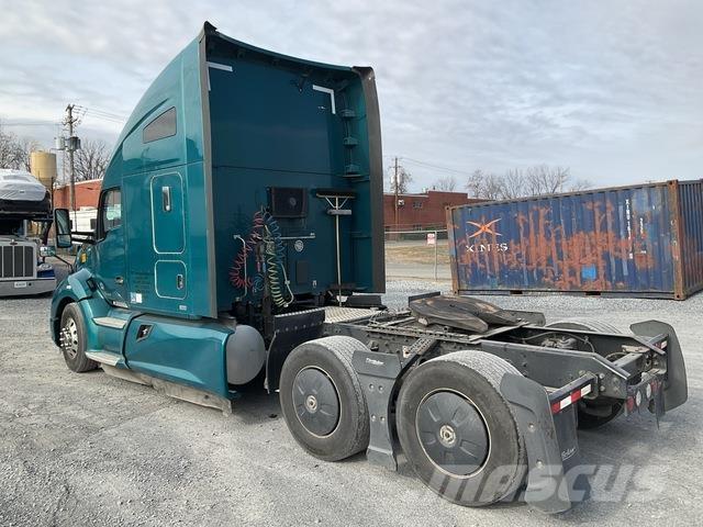 Kenworth T680 Truck Tractor Units