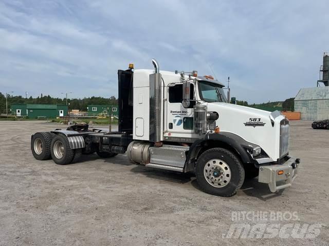 Kenworth T800 Truck Tractor Units