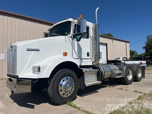 Kenworth T800 Truck Tractor Units