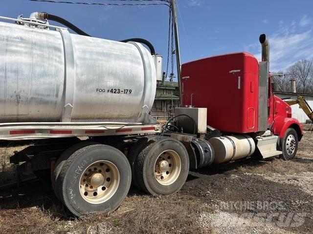 Kenworth T800 Truck Tractor Units