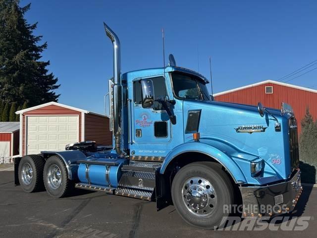 Kenworth T800 Truck Tractor Units