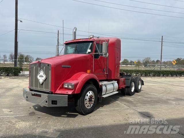 Kenworth T800 Truck Tractor Units