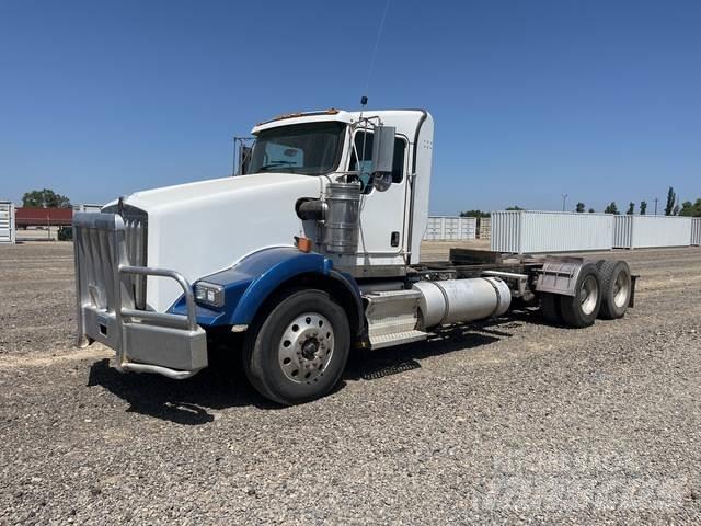 Kenworth T800 Truck Tractor Units