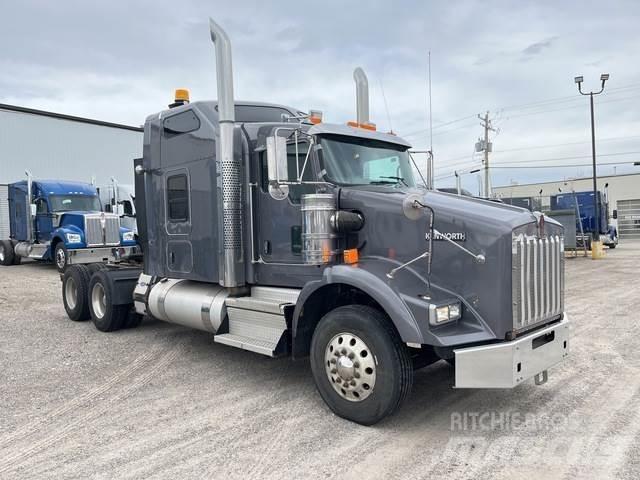 Kenworth T800 Truck Tractor Units