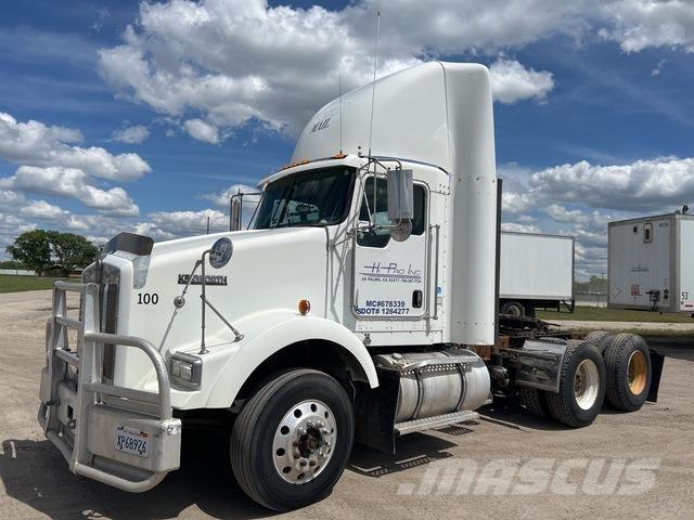 Kenworth T800 Truck Tractor Units