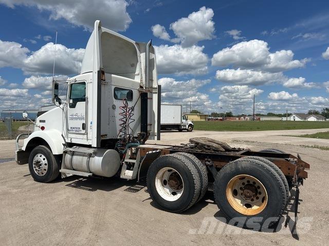Kenworth T800 Truck Tractor Units
