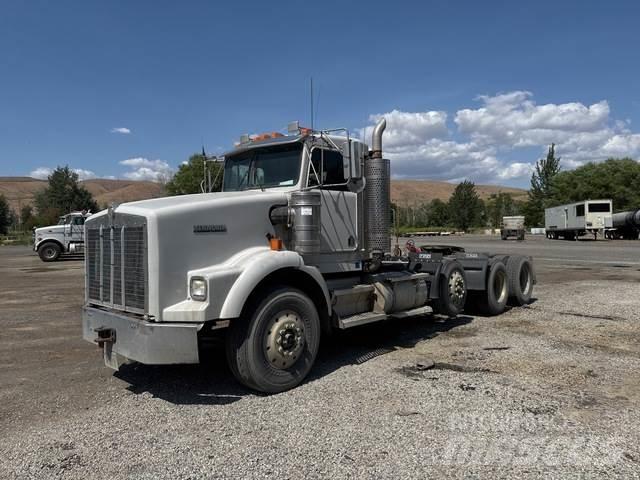 Kenworth T800 Truck Tractor Units