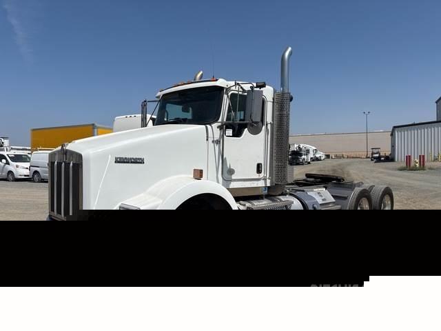 Kenworth T800 Truck Tractor Units