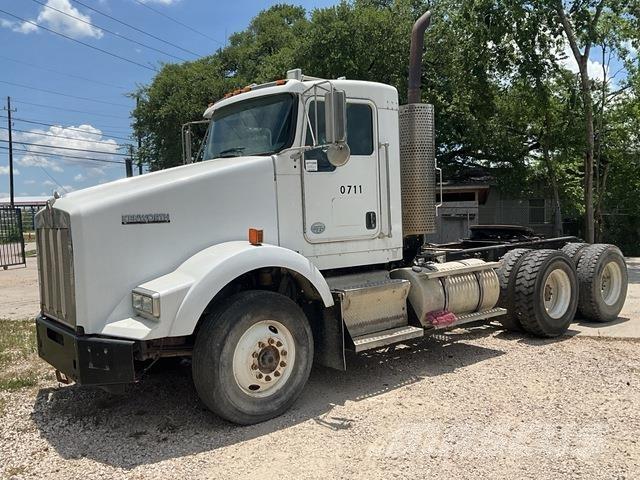 Kenworth T800 Truck Tractor Units