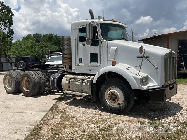 Kenworth T800 Truck Tractor Units