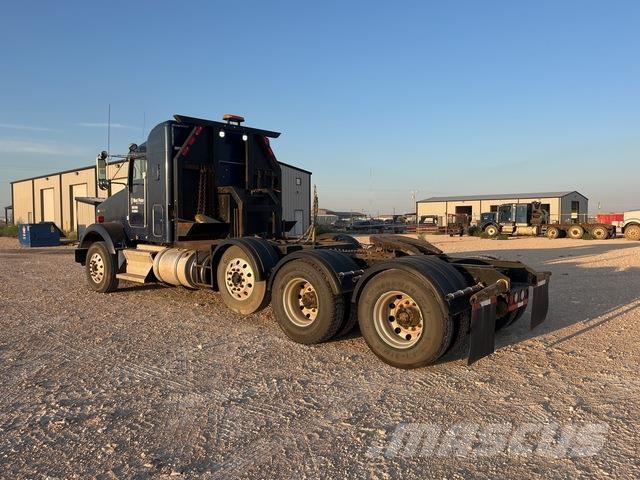 Kenworth T800 Truck Tractor Units