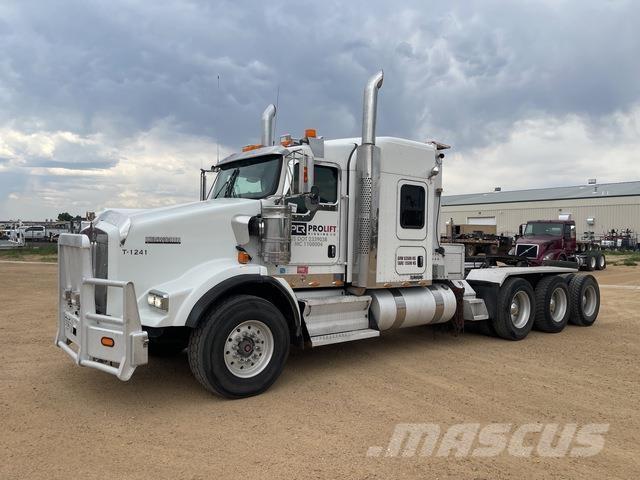Kenworth T800 Truck Tractor Units