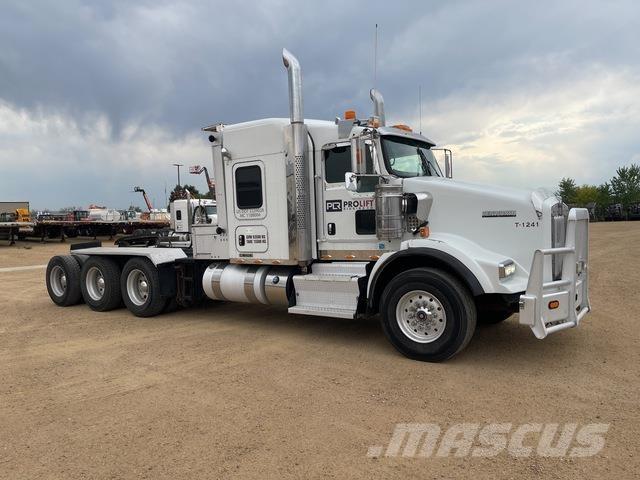 Kenworth T800 Truck Tractor Units