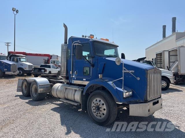 Kenworth T800 Truck Tractor Units