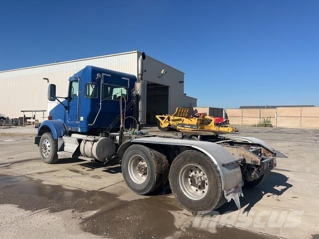 Kenworth T800 Truck Tractor Units