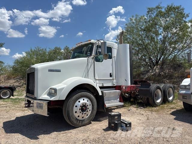 Kenworth T800 Truck Tractor Units