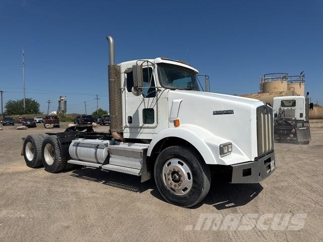 Kenworth T800 Truck Tractor Units