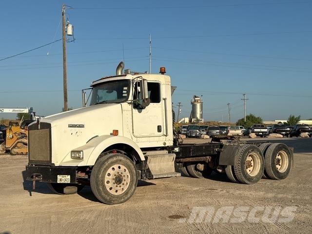 Kenworth T800 Truck Tractor Units