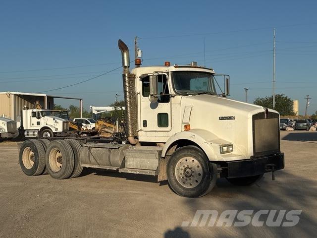 Kenworth T800 Truck Tractor Units