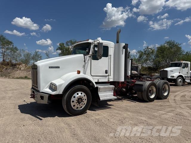 Kenworth T800 Truck Tractor Units