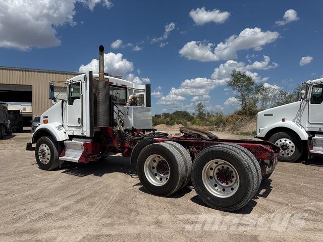 Kenworth T800 Truck Tractor Units