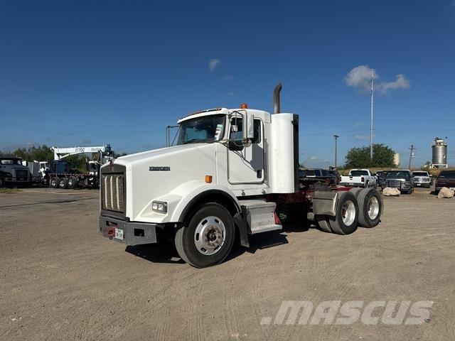 Kenworth T800 Truck Tractor Units