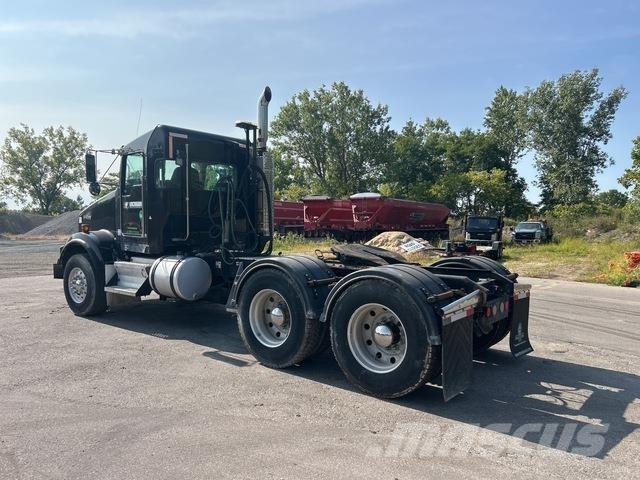 Kenworth T800 Truck Tractor Units
