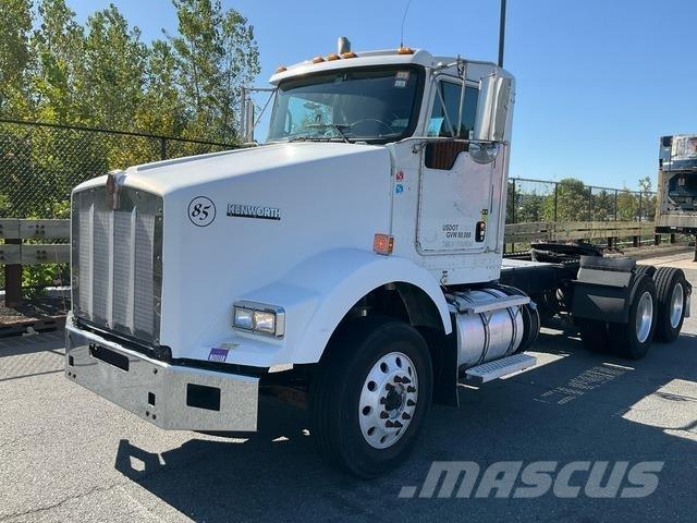 Kenworth T800 Truck Tractor Units