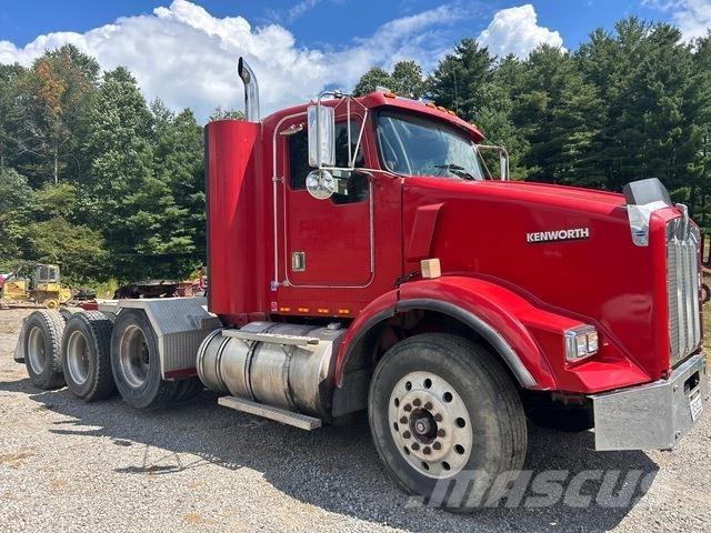 Kenworth T800 Truck Tractor Units
