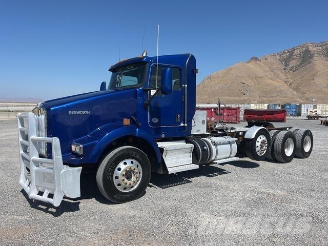 Kenworth T800 Truck Tractor Units