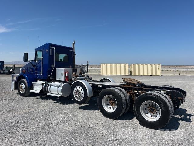 Kenworth T800 Truck Tractor Units