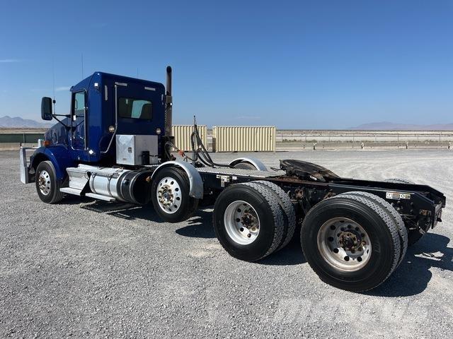 Kenworth T800 Truck Tractor Units
