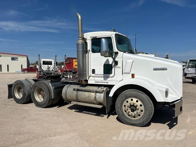 Kenworth T800 Truck Tractor Units