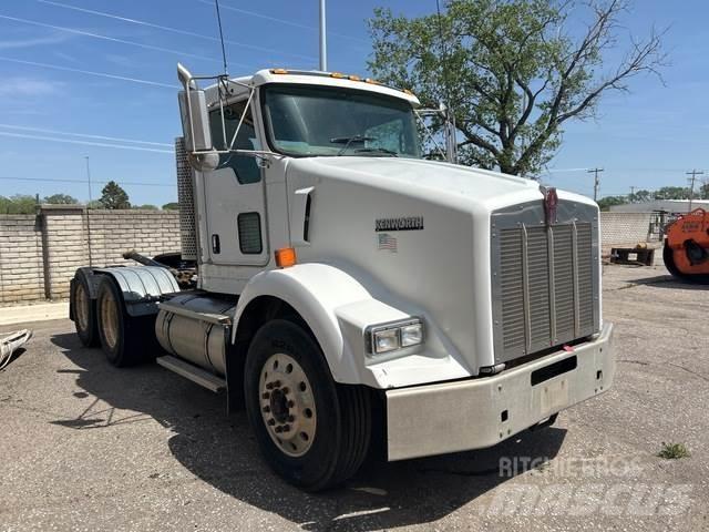 Kenworth T800B Truck Tractor Units