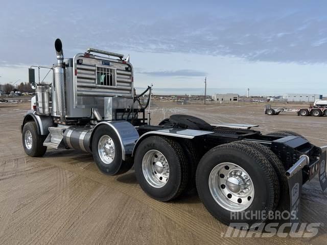 Kenworth T800W Truck Tractor Units