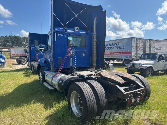 Kenworth T880 Truck Tractor Units