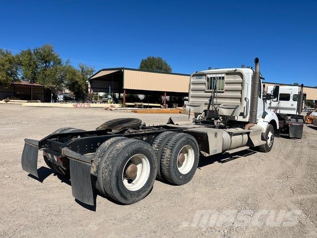 Kenworth T880 Truck Tractor Units