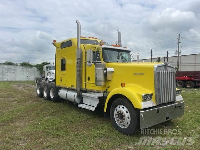 Kenworth W900 Truck Tractor Units