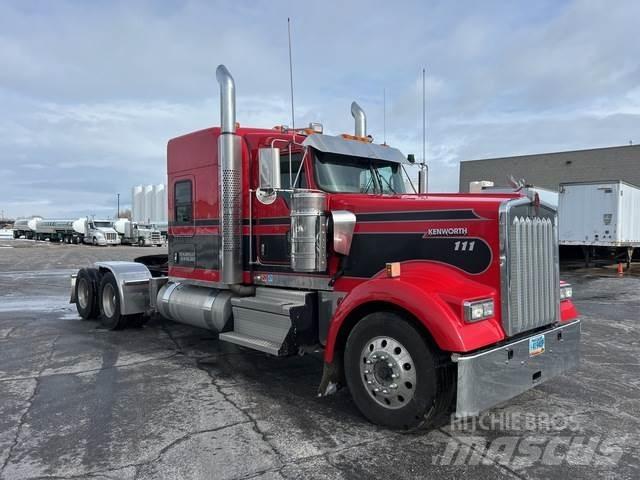 Kenworth W900 Truck Tractor Units