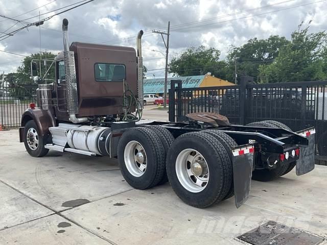 Kenworth W900 Truck Tractor Units