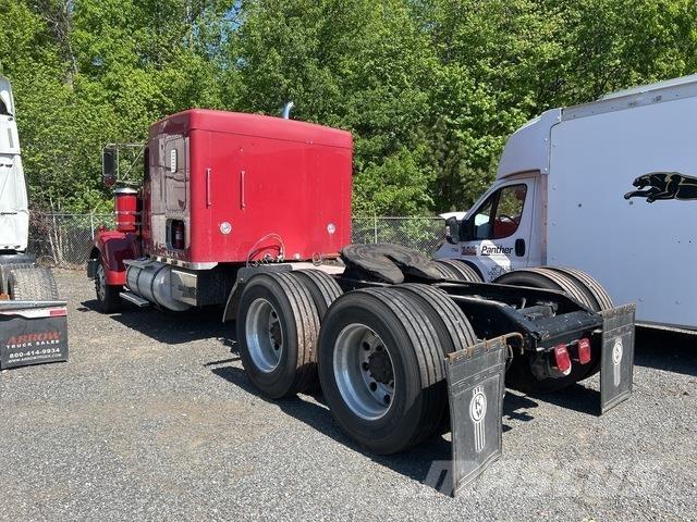 Kenworth W900 Truck Tractor Units