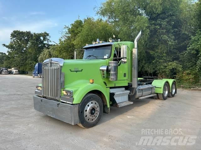 Kenworth W900 Truck Tractor Units
