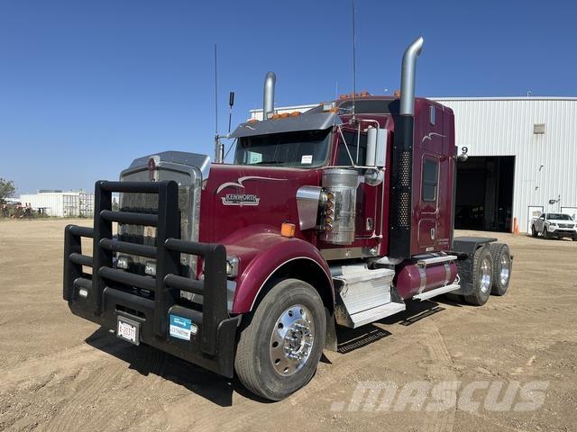 Kenworth W900 Truck Tractor Units