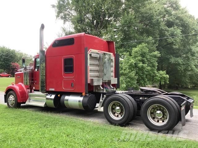 Kenworth W900 Truck Tractor Units